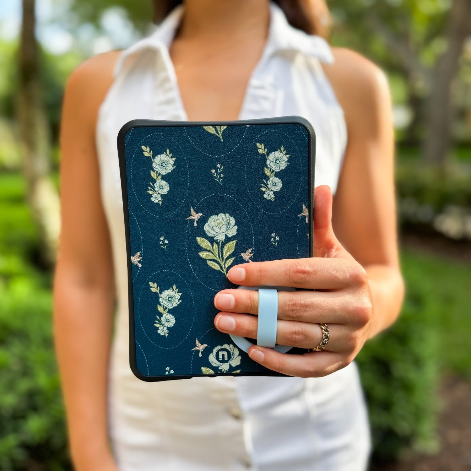 Elsa - Kindle Paperwhite 12th Gen Case - Bondi Cases