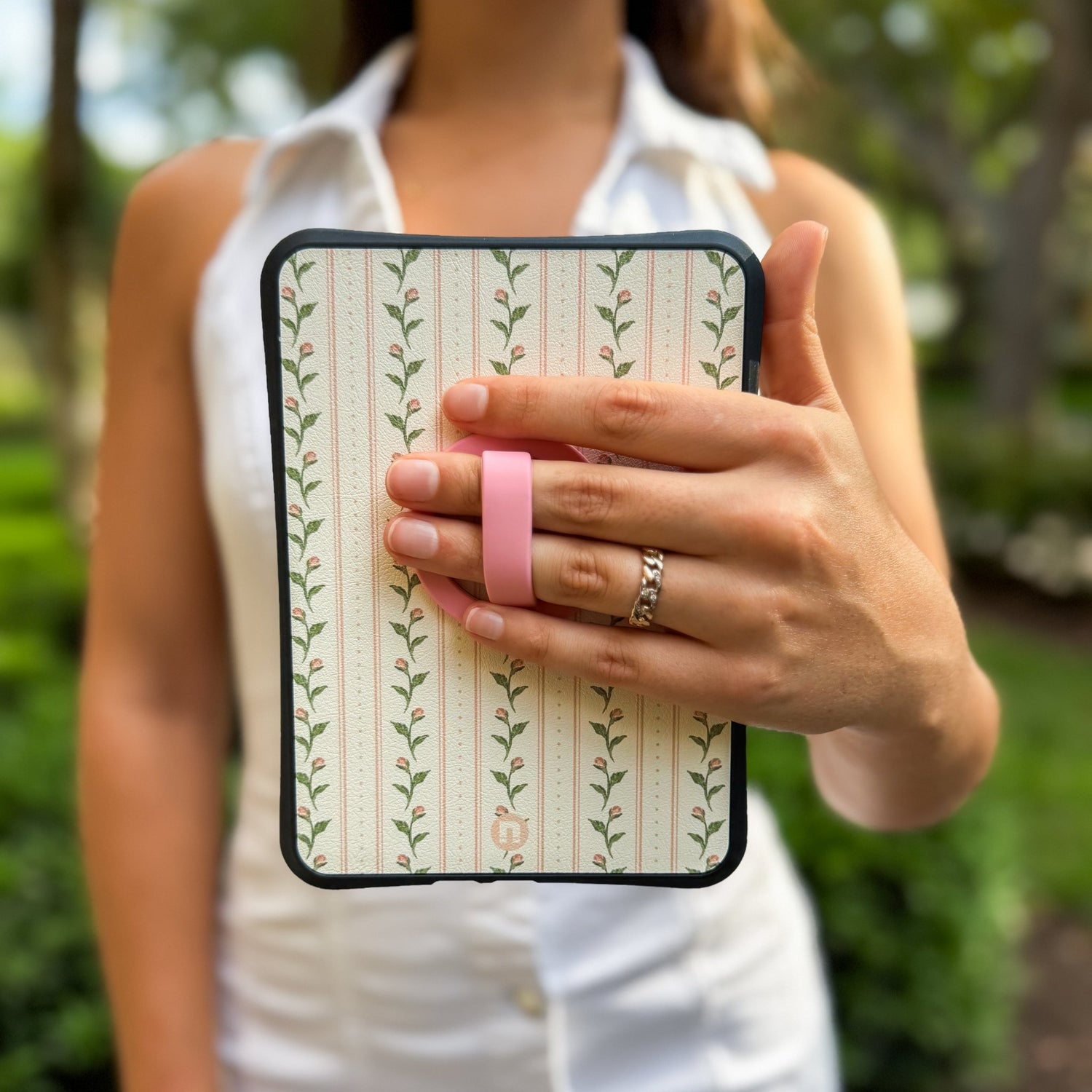 Rose Garden - Kindle Paperwhite 12th Gen Case - Bondi Cases